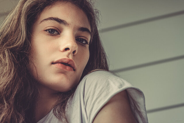 Shooting avec Alice #color #woman #portraittalents #seventies #theportraitpr0yect #film #retrostyle ©Marc HIRT#photography #photographer #face #model #photooftheday #instagood #beauty #bravogreatphoto #igpodium_portraits #endlessfaces #portrait #frenchvisuals #portrait_france #portrait_mood #portrait_vision