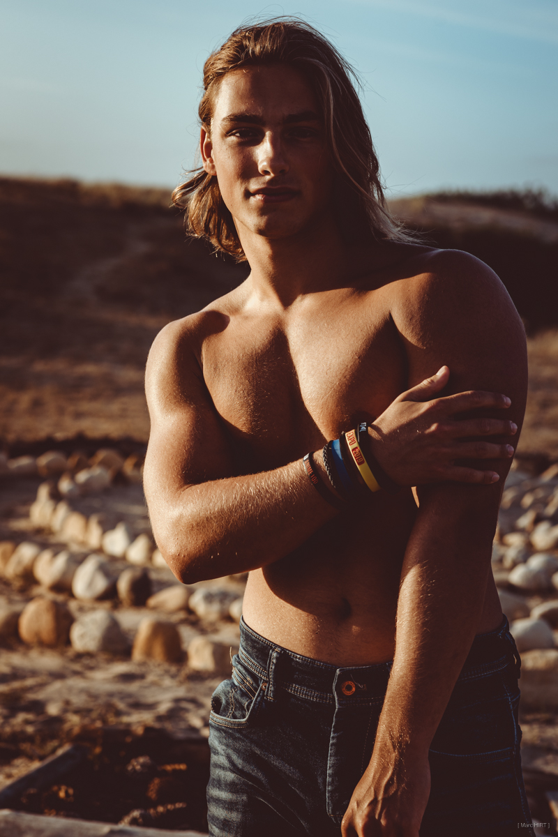 shooting avec ange, seventies , océan atlantique ©Marc HIRT